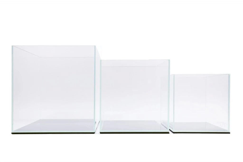 ISTA - Ultra Clear Cube Tanks